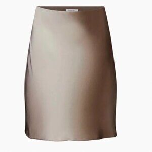 Aritzia BABATON Slip Mini Skirt - NWT Size 6  blurry flows / coffee brown